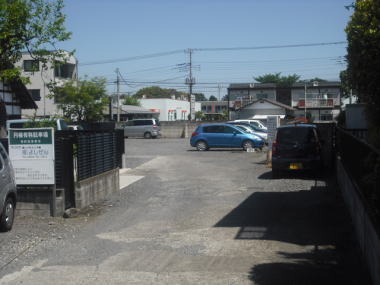 平岡第二駐車場